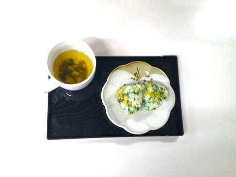 夢の家デイサービス　菜飯焼きおにぎりクッキング