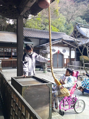 夢の家デイサービス　内々神社初詣③